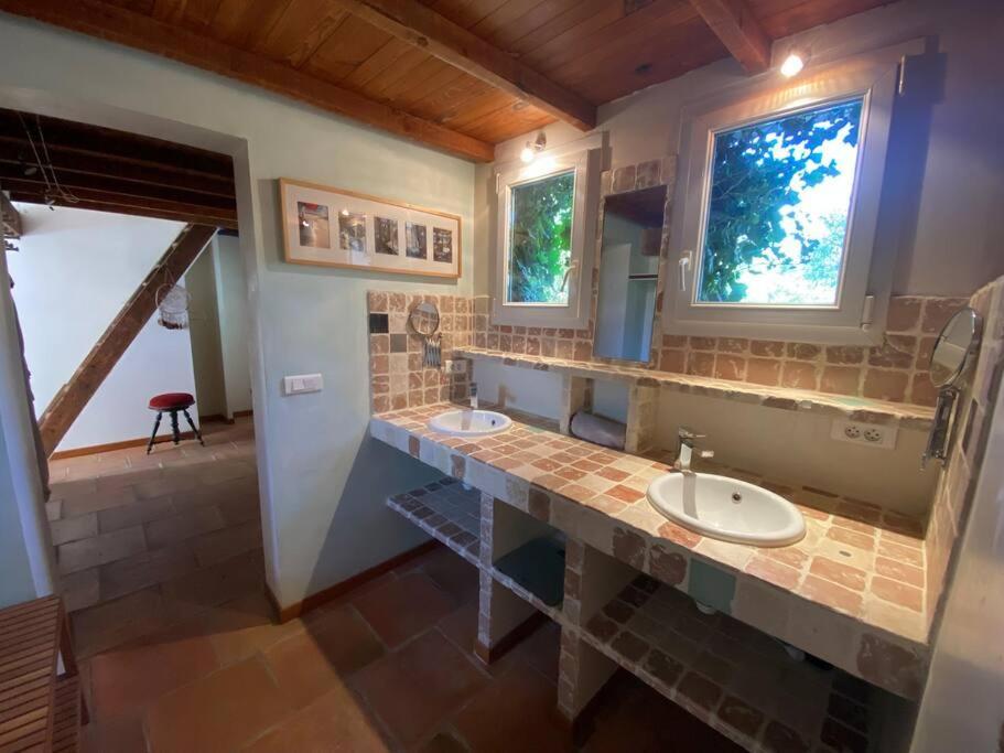 Petit Mas Calme Typique Du Sud ! Villa Valergues Eksteriør bilde